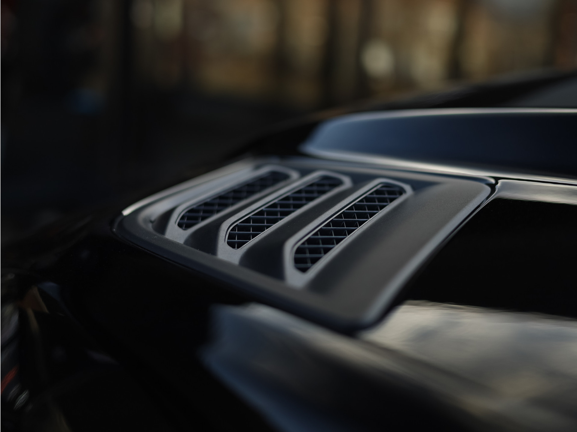 42703236-16.jpg